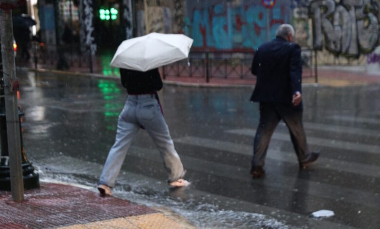 Καιρός-αύριο:-Ισχυρές-βροχές-και-καταιγίδες-σε-όλη-τη-χώρα-–-Χιόνια-στα-βορειοδυτικά