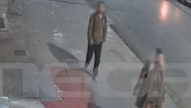 Βίντεο-ντοκουμέντο-από-επίθεση-σε-γυναίκα-στον-Πειραιά-–-Εξετάζεται-αν-πρόκειται-για-τον-«δράκο»-του-Αλίμου