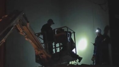 Κεραμεικός:-Άνδρας-έπεσε-στο-κενό-από-τον-τέταρτο-όροφο-πολυκατοικίας-–-Η-επιχείρηση-Πυροσβεστικής-και-ΕΚΑΒ