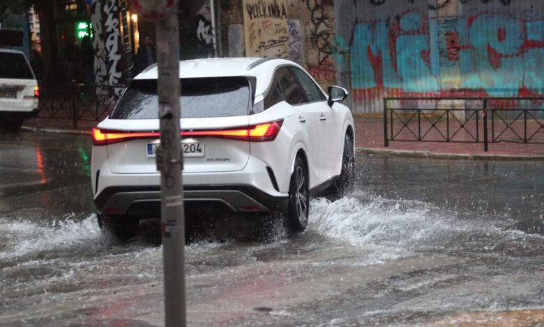 Καιρός-σήμερα:-Ισχυρά-φαινόμενα-σε-όλη-τη-χώρα-–-Μικρή-πτώση-της-θερμοκρασίας-με-χιονοπτώσεις-στα-ορεινά