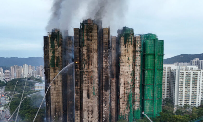 Χονγκ-Κονγκ:-Στους-94-οι-νεκροί-από-την-φωτιά-στις-πολυκατοικίες-–-Μαίνεται-για-3η-ημέρα-ο-πύρινος-εφιάλτης