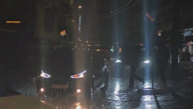 Καιρός:-Σφοδρή-νεροποντή-στην-Αττική-με-κεραυνούς-και-βροντές