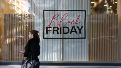 Σε-ρυθμούς-black-friday-και-cyber-monday-η-αγορά:-Ανοιχτά-τα-καταστήματα-και-την-Κυριακή-–-Τι-πρέπει-να-προσέχουν-οι-καταναλωτές