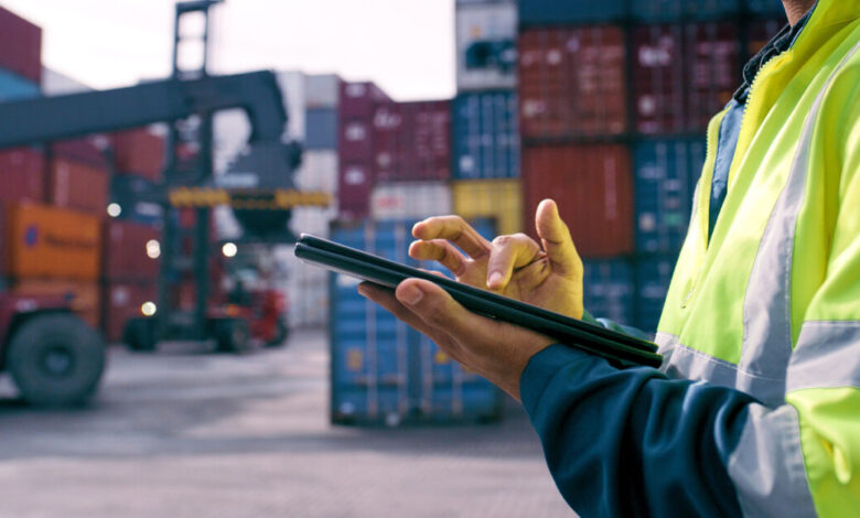 Ταμείο-Ανάκαμψης:-Υψηλές-εκταμιεύσεις-πόρων,-χαμηλή-υλοποίηση-έργων-–-Ποια-υπουργεία-παίρνουν-«κίτρινη-κάρτα»