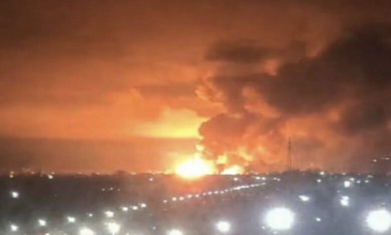 Ρωσία:-Εκρήξεις-και-φωτιά-στο-διυλιστήριο-Αφίπσκι-από-επιδρομή-ουκρανικών-drones-–-Έκλεισε-πετρελαϊκή-εγκατάσταση-στο-Νοβοροσίσκ