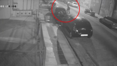 Άγιος-Παντελεήμονας:-Συνελήφθη-ο-δράστης-που-πέταξε-χειροβομβίδα-σε-καφετέρια-–-Βίντεο-η-στιγμή-της-ρίψης