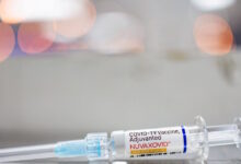 Επίτροπος-της-fda-συνδέει-δέκα-θανάτους-παιδιών-στις-ΗΠΑ-με-τα-εμβόλια-κατά-της-covid19