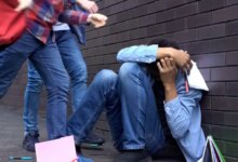 Λάρισα:-Συνελήφθησαν-δύο-ανήλικες-για-τον-άγριο-ξυλοδαρμό-16χρονης