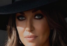 Καίτη-Γαρμπή:-Γίνεται-«femme-fatale»-σε-ένα-video-με-φλερτ-και-ανατροπές