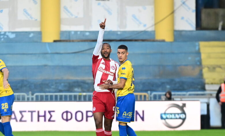 Παναιτωλικός-–-Ολυμπιακός-live-για-την-12η-αγωνιστική-της-super-league