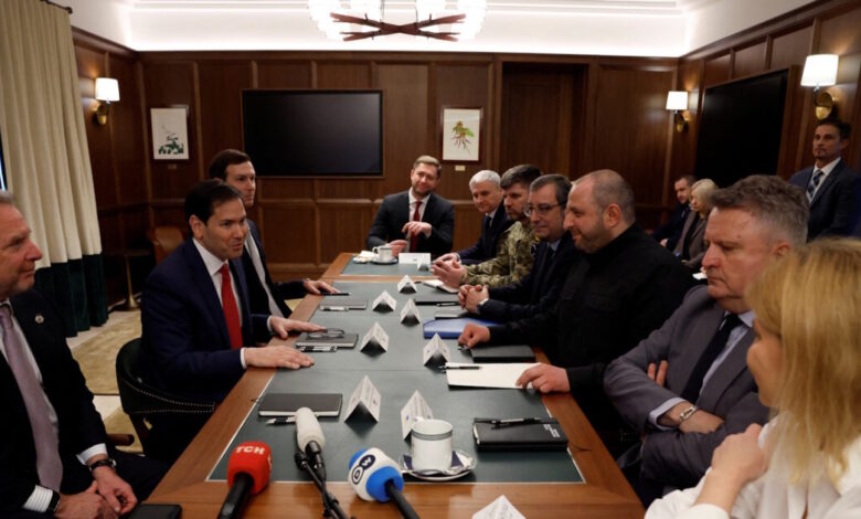 Φλόριντα:-Ουκρανοί-και-Αμερικανοί-αξιωματούχοι-συζητούν-ένα-σχέδιο-ειρήνης-για-την-Ουκρανία