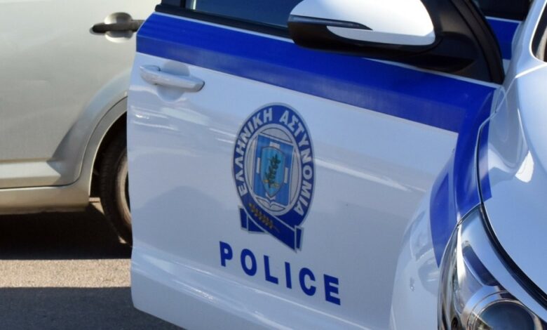 Έφοδος-σε-σπίτι-Τρικαλινού-–-Εκριζώθηκαν-δενδρύλλια-και-κατασχέθηκε-κάνναβη