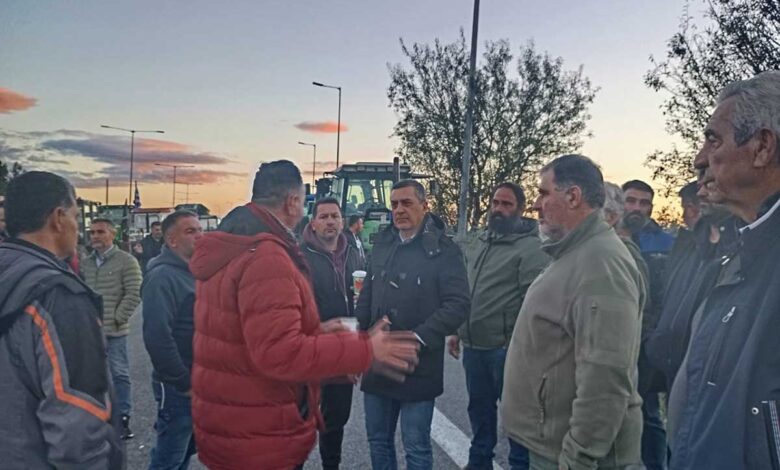 Στη-Νίκαια-στο-πλευρό-των-αγροτών-ο-Δημήτρης-Κουρέτας