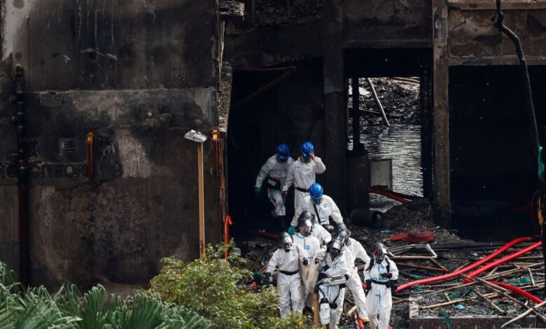 Χονγκ-Κονγκ:-Συνεχίζονται-οι-έρευνες-στους-καμένους-πύργους-–-40-αγνοούμενοι-και-13-συλλήψεις-μέχρι-στιγμής