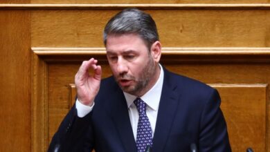 Νίκος-Ανδρουλάκης:-Τα-κόμματα-της-δημοκρατικής-αντιπολίτευσης-να-συνεννοηθούμε-για-την-αναθεώρηση-του-άρθρου-86