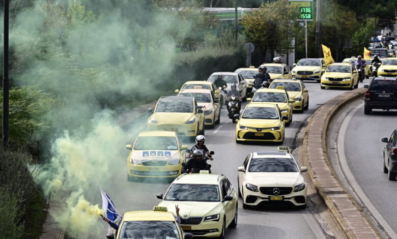 Απεργία-ταξί-2-και-3-Δεκεμβρίου:-Σε-κινητοποιήσεις-οι-οδηγοί-σε-όλη-την-Ελλάδα-–-Τα-αιτήματά-τους