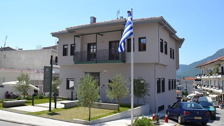 Παρουσίαση-βιβλίων-Παναγιωτίδη-στη-Βιβλιοθήκη-Καλαμπάκας