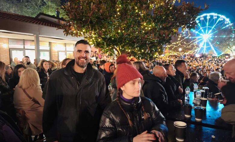 Στον-Μύλο-των-Ξωτικών-ο-Γιώργος-Καταβούτας-με-ευχές-για-τις-γιορτές