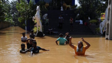Ινδονησία:-Στους-1.160-οι-νεκροί-και-εκατοντάδες-αγνοούμενοι-από-τις-πλημμύρες-–-Τεράστιες-καταστροφές-στη-Σρι-Λάνκα