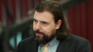 Τα-«μαζεύει»-ο-Πέτρος-Παππάς-μετά-την-αποθέωση-στον-Άδωνι-Γεωργιάδη-–-«Μήνυμα»-στον-βουλευτή-του-ΠΑΣΟΚ-από-τη-Χαριλάου-Τρικούπη