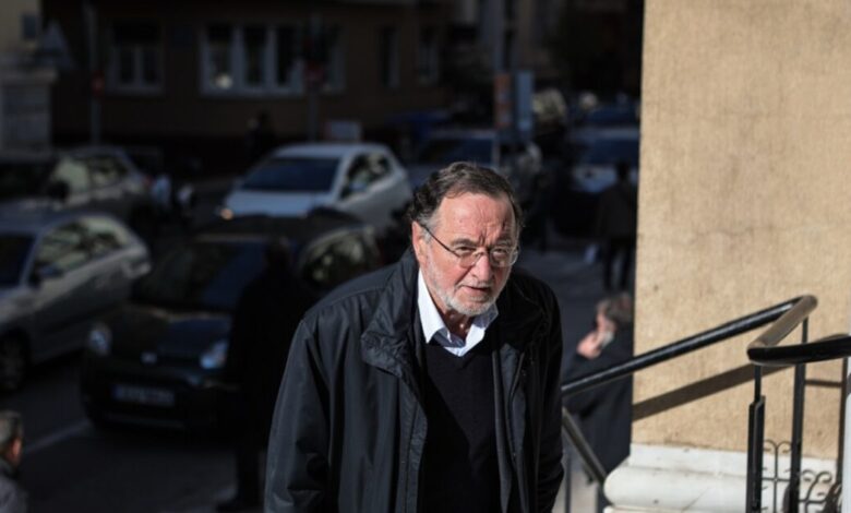 Λαφαζάνης-για-βιβλίο-Τσίπρα:-Είναι-ένα-φιάσκο-–-Είχε-ανομολόγητο-πόθο-να-κερδίσει-το-«ναι»-στο-δημοψήφισμα