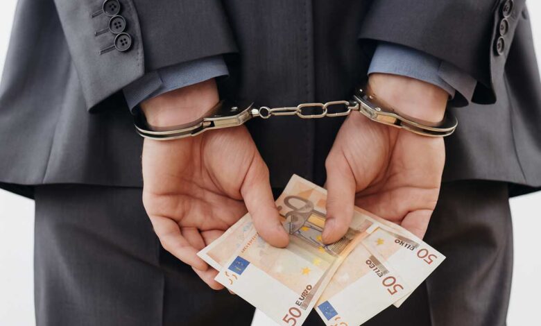 Τοκογλυφία-στη-Λάρισα:-«Παγίδα»-αστυνομίας-σε-πάρκινγκ