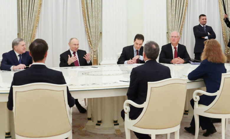 «Κανένας-συμβιβασμός»-το-μήνυμα-της-Ρωσίας-στις-διαπραγματεύσεις-για-Ουκρανία:-Πρόοδο-«βλέπουν»-οι-ΗΠΑ