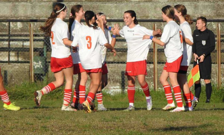 ΕΠΣ-Τρικάλων.-Πρεμιέρα-με-νίκη-2-1-για-τις-γυναίκες-Κ-15-επί-της-Λάρισας