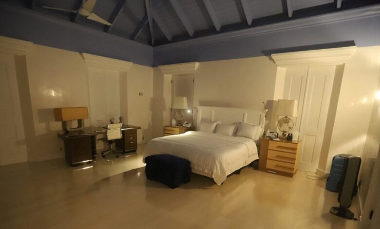 Τζέφρι-Επστάιν:-Στη-δημοσιότητα-φωτογραφίες-από-την-έπαυλη-κολαστήριο-στο-ιδιόκτητο-νησί-της-Καραϊβικής