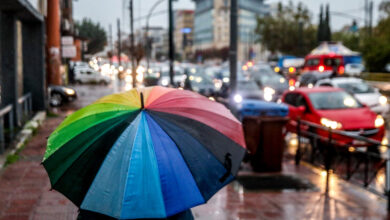 Η-κακοκαιρία-byron-χτυπά-με-βροχές,-καταιγίδες-και-ενισχυμένα-μποφόρ-όλη-τη-χώρα-–-Σε-κόκκινο-συναγερμό-9-περιοχές