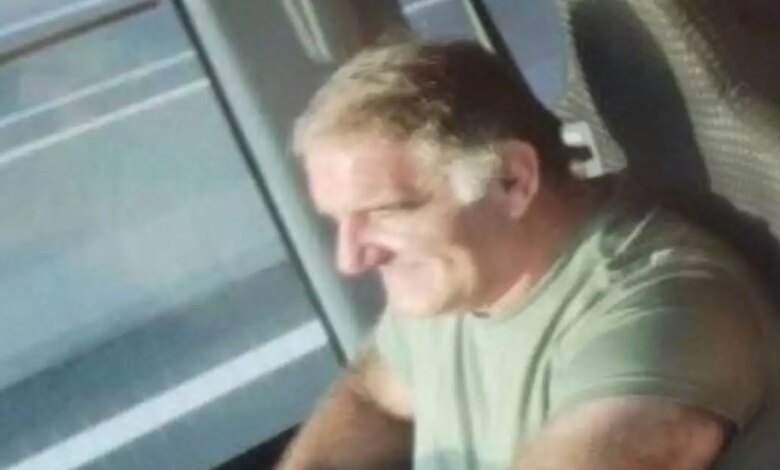 Πτολεμαΐδα:-«Αντέδρασα-ενστικτωδώς,-δεν-έχω-οδηγήσει-ξανά-λεωφορείο»-λέει-ο-νεαρός-που-έσωσε-τους-επιβάτες-όταν-ο-οδηγός-έπαθε-ανακοπή