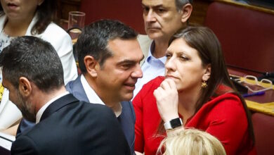 Αλέξης-Τσίπρας-–-Ζωή-Κωνσταντοπούλου:-Συναντήθηκαν-τυχαία-σε-γνωστό-wine-bar-και-δεν-αντάλλαξαν-κουβέντα