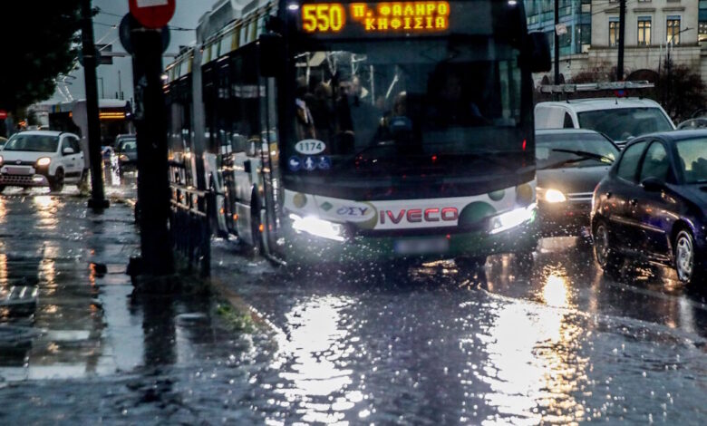 Καιρός-αύριο:-Η-κακοκαιρία-byron-φέρνει-βροχές,-καταιγίδες-και-ισχυρούς-ανέμους-–-Έντονα-φαινόμενα-σε-Αττική-και-Θεσσαλονίκη