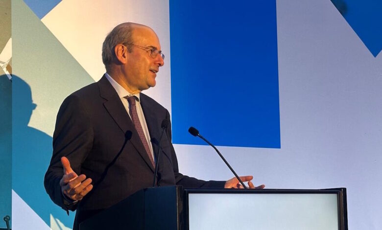 Χατζηδάκης:-Οι-7-άξονες-στήριξης-της-βιομηχανίας