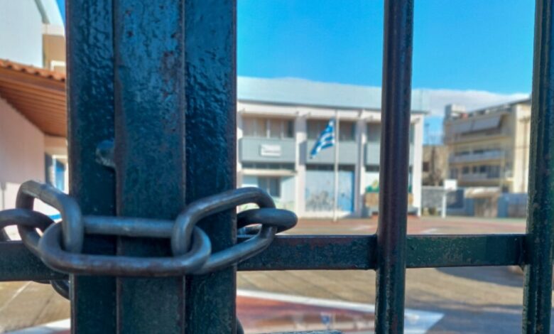 Κλειστά-σχολεία:-Σε-ποιες-περιοχές-δεν-θα-λειτουργήσουν-λόγω-της-κακοκαιρίας-byron