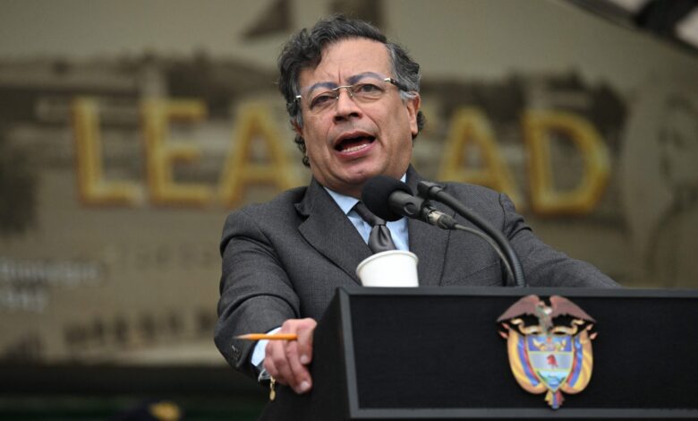 Τον-στρατό-να-υπερασπιστεί-«με-τη-ζωή-του»-την-Κολομβία-απέναντι-στις-ΗΠΑ-καλεί-ο-Γκουστάβο-Πέτρο