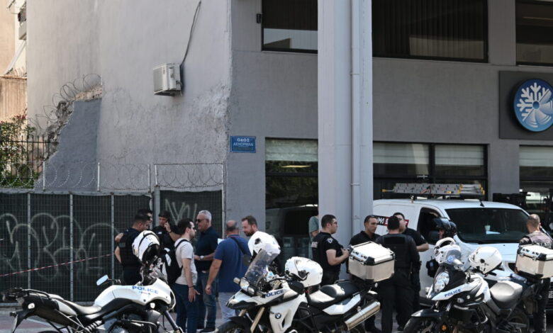 Επεισοδιακή-καταδίωξη-στα-Άνω-Λιόσια:-Παράτησε-την-2χρονη-ανιψιά-στο-αυτοκίνητό-του-και-το-έβαλε-στα-πόδια