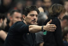 Γιαννακόπουλος:-«Απολαμβάνουν-κρατική-υποστήριξη-για-να-μην-χάσουν,-αλλά-ο-κόσμος-τους,-τους-βρίζει»