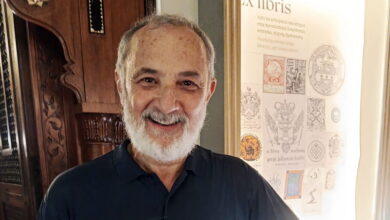 Στέλιος-Μάινας:-«Ο-πατέρας-μου-ήταν-ένας-επισκέπτης,-βλεπόμασταν-ως-πατέρας-και-γιος-με-αποστάσεις»