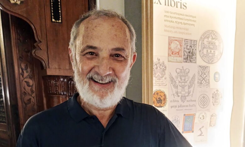 Στέλιος-Μάινας:-«Ο-πατέρας-μου-ήταν-ένας-επισκέπτης,-βλεπόμασταν-ως-πατέρας-και-γιος-με-αποστάσεις»