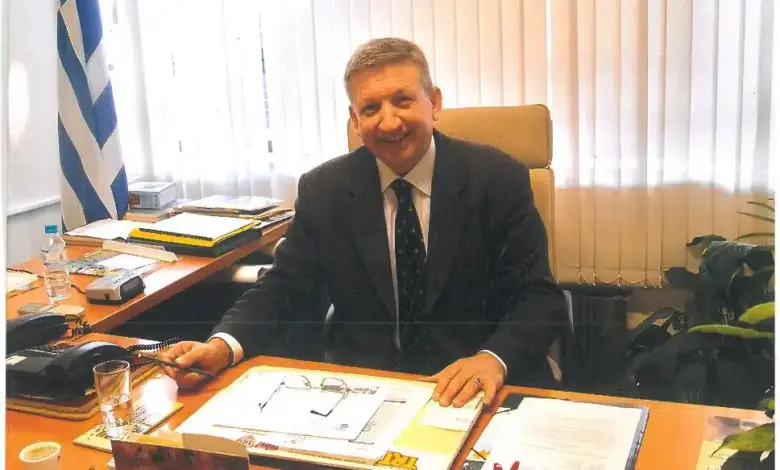 Το-βιβλίο-του-Μπάμπη-Δεληλίγκα-για-την-ιστορία-της-οικογένειας-Δεληλίγκα