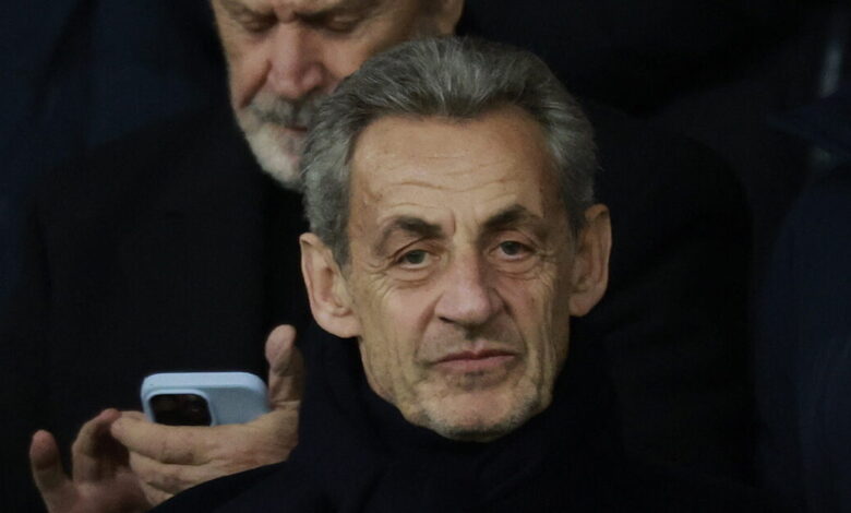 Νικολά-Σαρκοζί:-Στη-δημοσιότητα-αποσπάσματα-από-το-νέο-του-βιβλίο-–-«Προσευχήθηκα-για-να-έχω-τη-δύναμη-να-σηκώσω-τον-σταυρό-της-αδικίας»