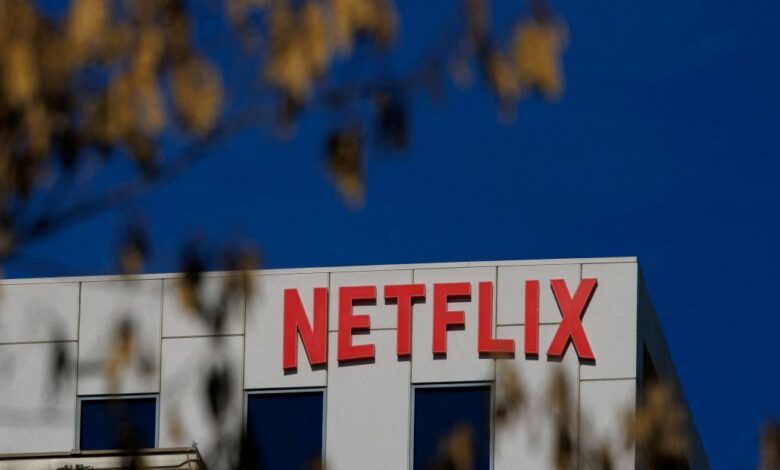 Το-netflix-εξαγοράζει-τη-warner-bros-για-82,7-δισ.-δολ-–-mega-deal-στην-ψυχαγωγία-και-το-streaming