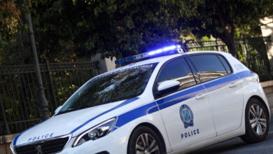 Νέο-Ηράκλειο:-16χρονος-λήστεψε-12χρονες-με-απειλή-μαχαιριού-–-Έκλεψε-το-κινητό-της-μίας-και-αργότερα-συνελήφθη