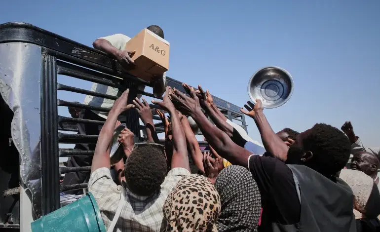 Το-Σουδάν-αντιμετωπίζει-«τεράστια»-κρίση-ανθρωπιστικής-βοήθειας-καθώς-μαίνεται-ο-πόλεμος