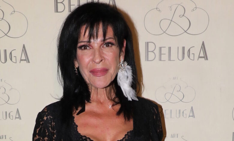 Σοφία-Βόσσου-για-ηλικιακό-ρατσισμό:-Να-κοιτάνε-τον-εαυτό-τους-στον-καθρέφτη-και-να-φτύνονται,-να-ντρέπονται