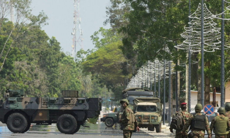 Μπενίν:-«Η-κατάσταση-είναι-πλήρως-υπό-έλεγχο»-διαβεβαιώνει-οι-αρχές-μετά-την-απόπειρα-πραξικοπήματος