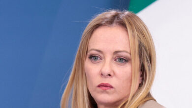 Τηλεφωνική-συνομιλία-Μελόνι-με-Ζελένσκι-–-Η-Ιταλία-θα-στείλει-έκτακτο-υλικό-στην-Ουκρανία