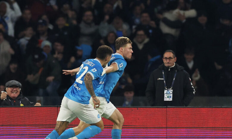 Νάπολι-–-Γιουβέντους-2-1:-Ο-Χόιλουντ-έστειλε-τους-«παρτενοπέι»-ξανά-στην-κορυφή-της-serie-a