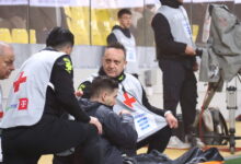 Ο-Μιγιάτ-Γκατσίνοβιτς-αποχώρησε-με-φορείο-μετά-τον-τραυματισμό-του-ΑΕΚ-–-Ατρόμητος